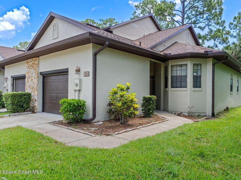 101 Par Brook Road, Daytona Beach, FL 32114