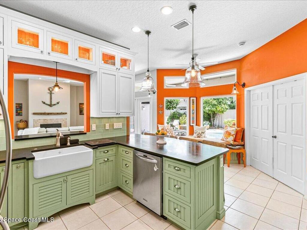 193 Sanibel Way, Melbourne Beach, FL 32951