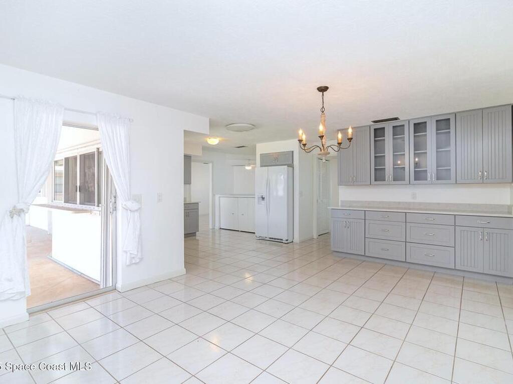 55 Yacht Haven Drive, Cocoa Beach, FL 32931