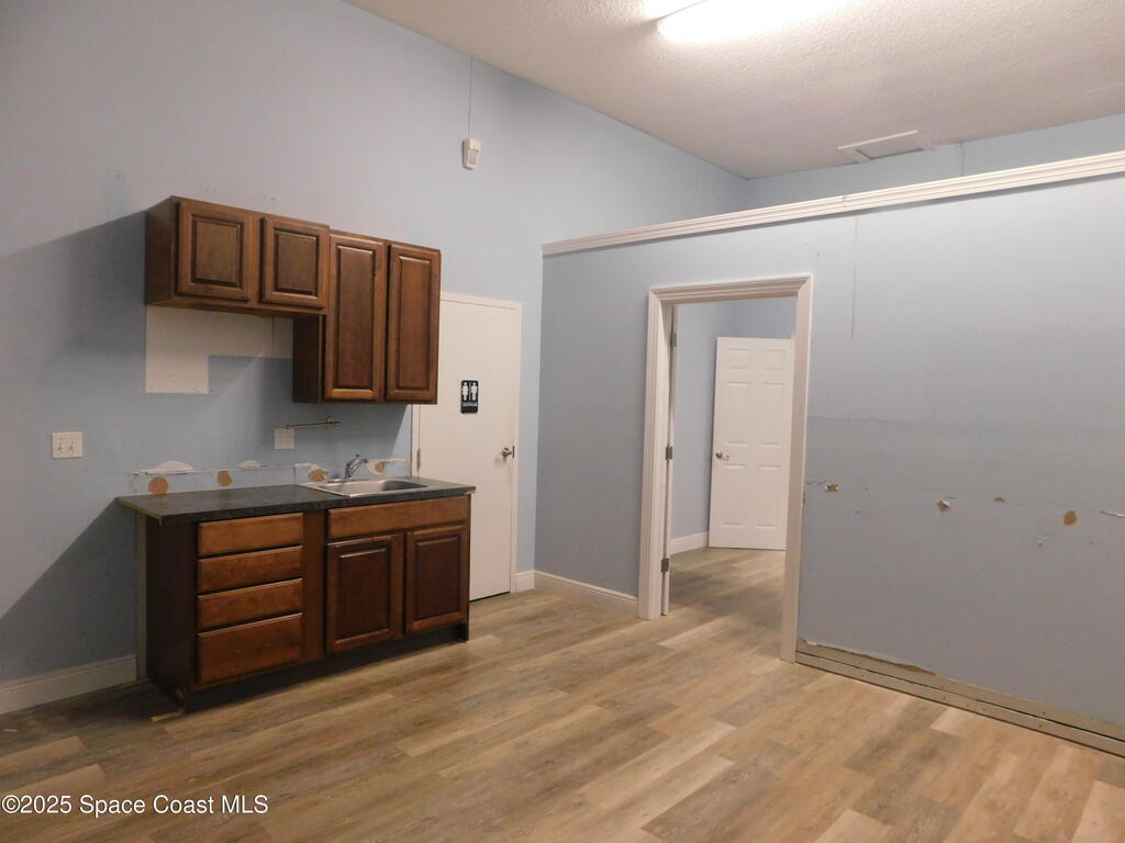 5070 Industry Drive, Melbourne, FL 32940