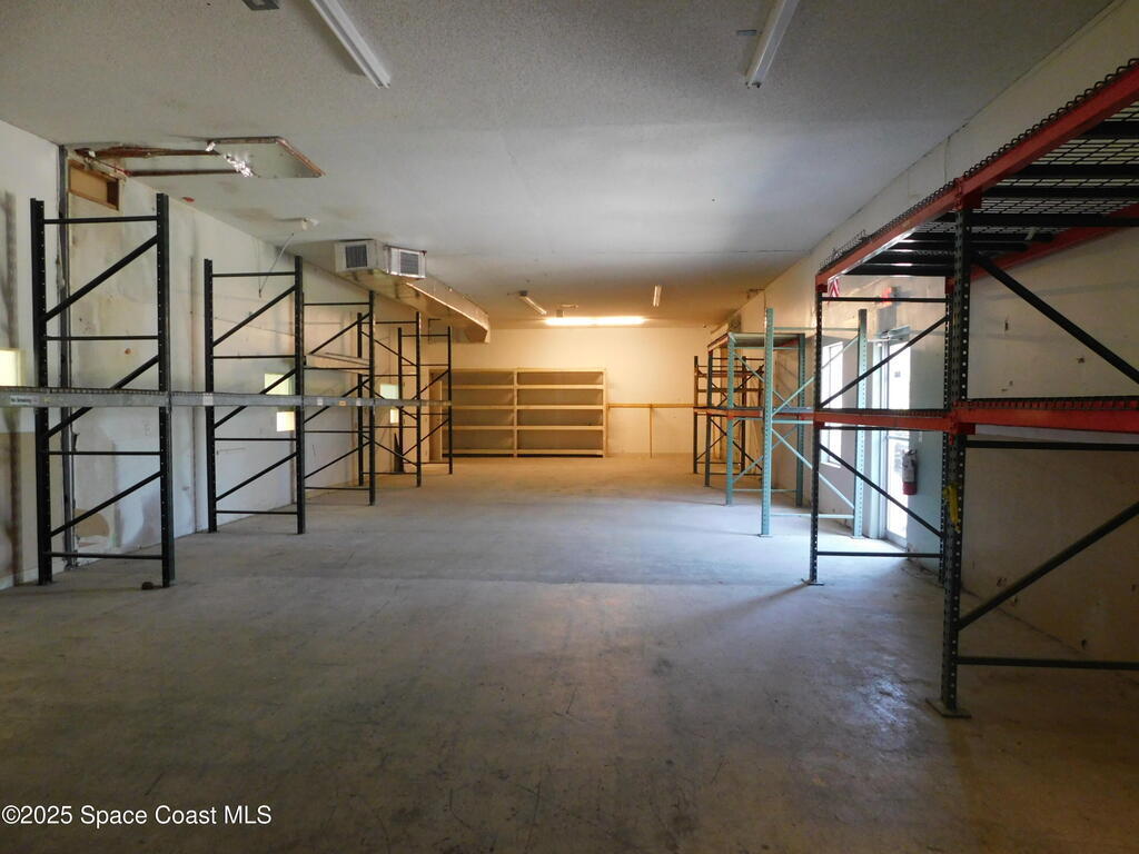 5070 Industry Drive, Melbourne, FL 32940