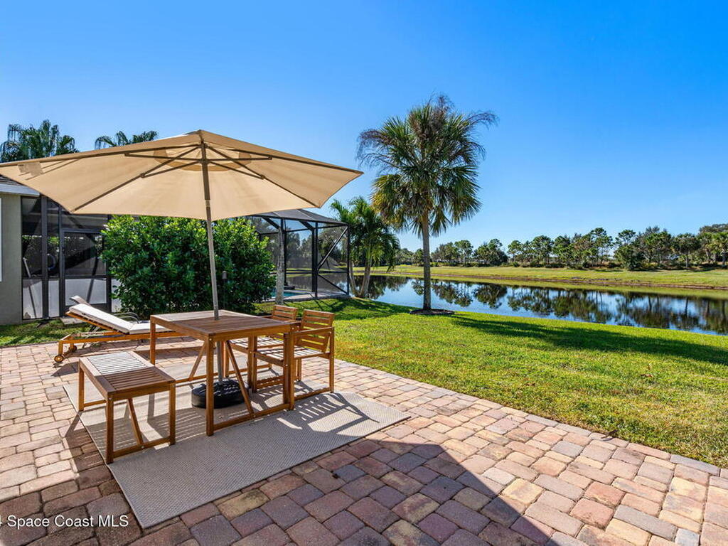 8522 Strom Park Drive, Melbourne, FL 32940
