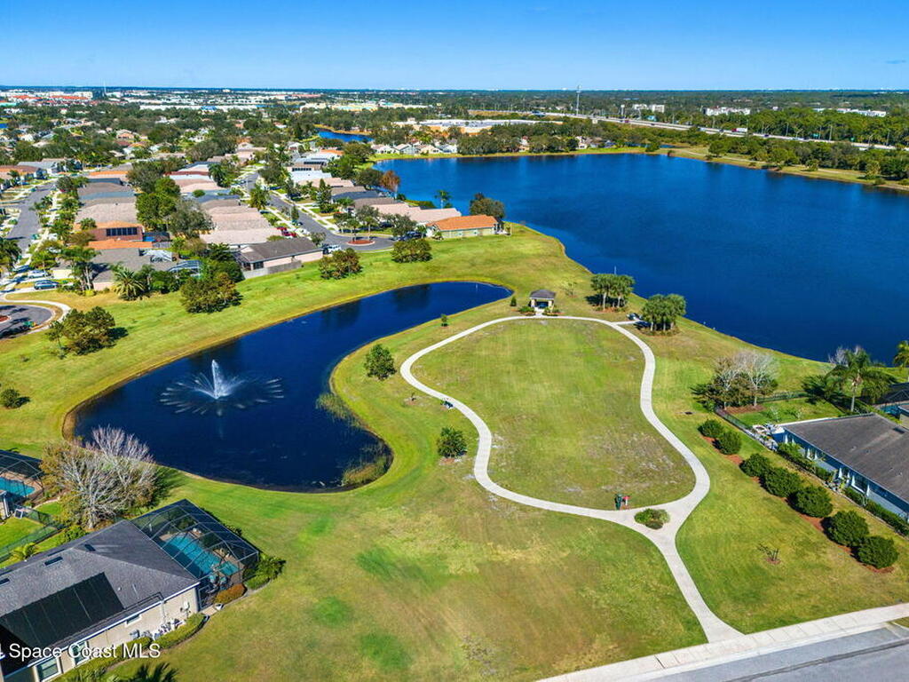 8522 Strom Park Drive, Melbourne, FL 32940