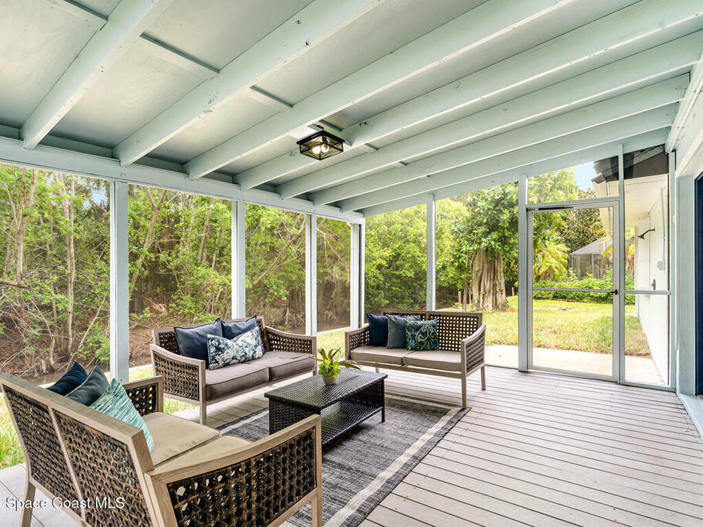 362 Nikomas Way, Melbourne Beach, FL 32951