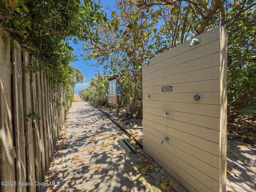 362 Nikomas Way, Melbourne Beach, FL 32951