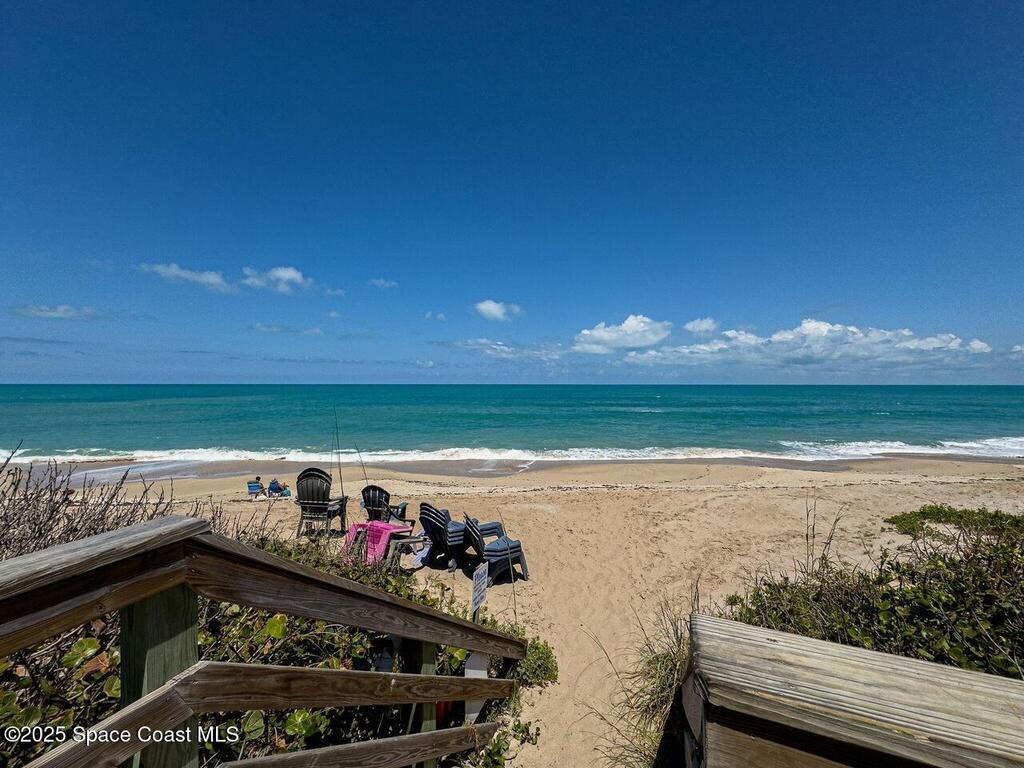 362 Nikomas Way, Melbourne Beach, FL 32951