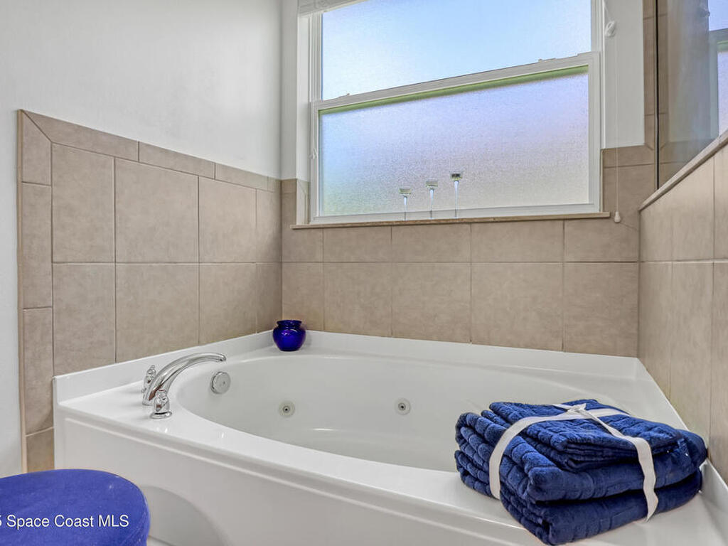 1121 Morgan Circle, Palm Bay, FL 32905