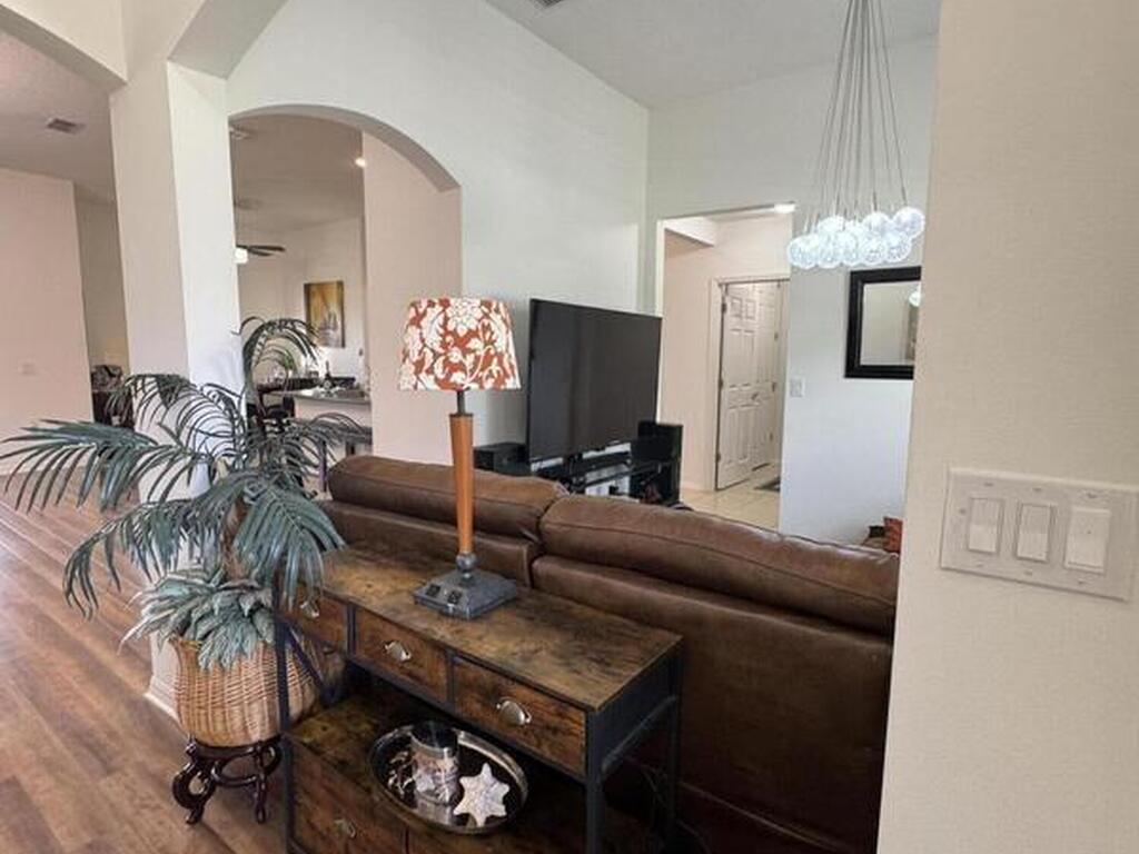 1121 Morgan Circle, Palm Bay, FL 32905