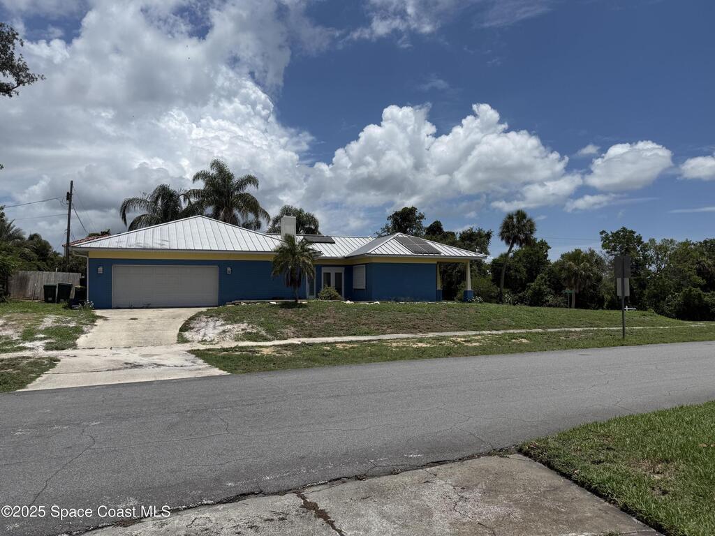 2103 Indian River Drive, Cocoa, FL 32922