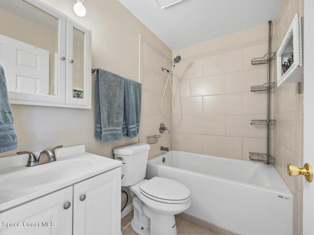 1515 Huntington Lane, Rockledge, FL 32955