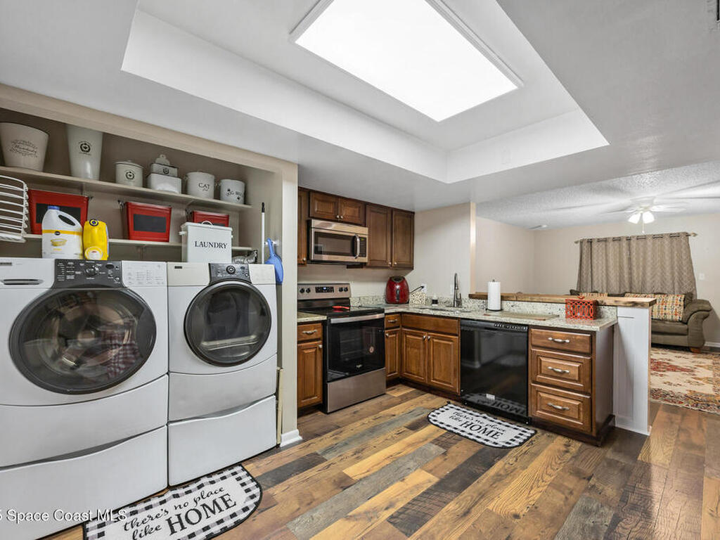 1515 Huntington Lane, Rockledge, FL 32955