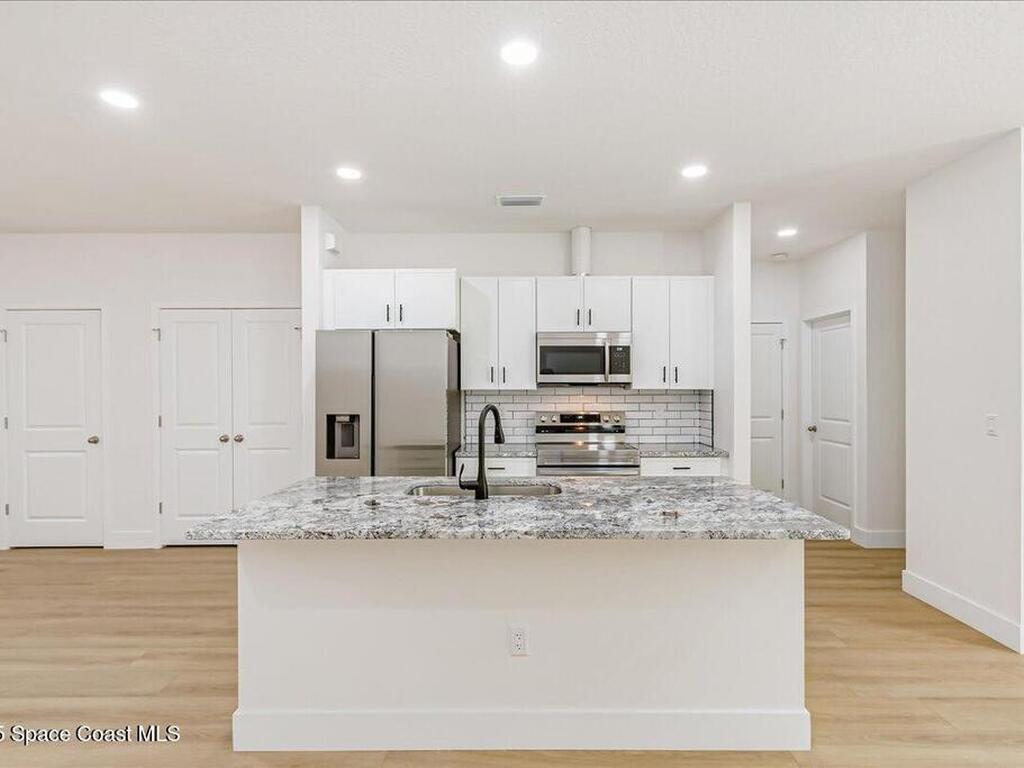 184 & 188 Sunset Drive, Melbourne, FL 32904