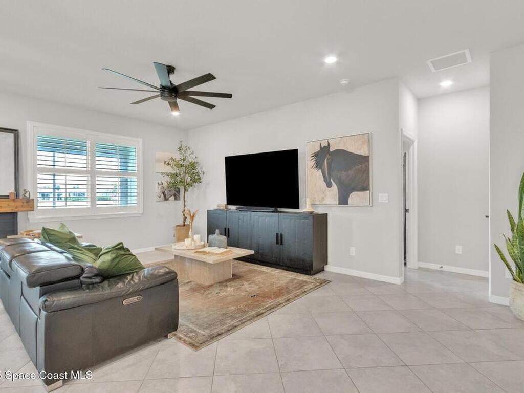 10035 SW Captiva Drive, Port St. Lucie, FL 34987