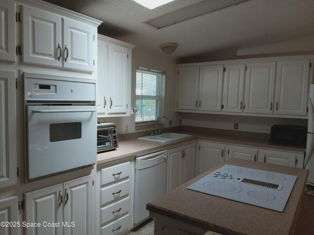 1335 Barefoot Circle, Barefoot Bay, FL 32976