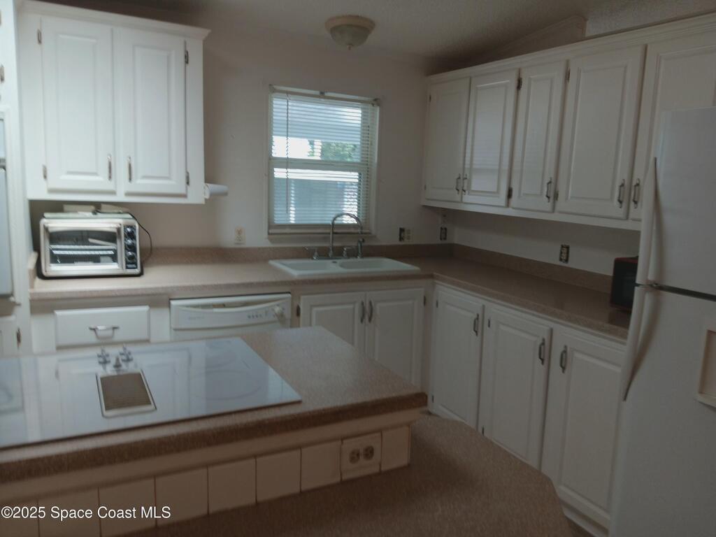 1335 Barefoot Circle, Barefoot Bay, FL 32976