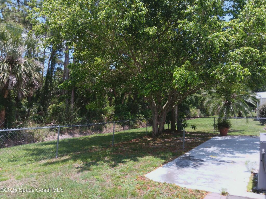 1335 Barefoot Circle, Barefoot Bay, FL 32976