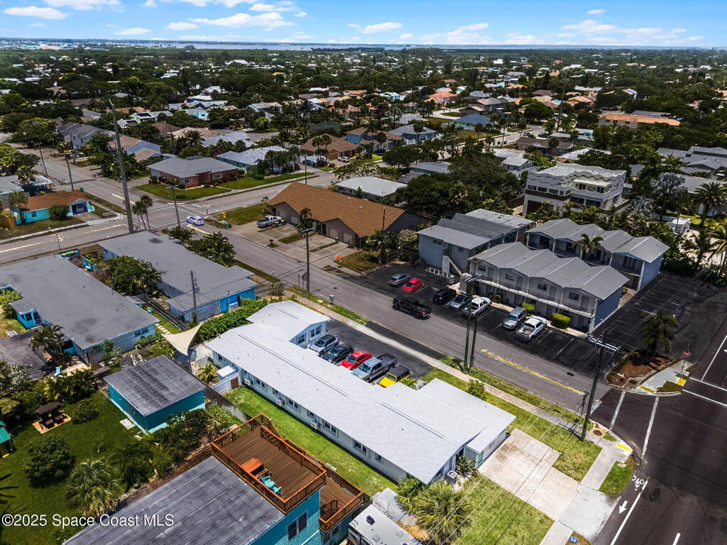 402 S Orlando Avenue, Cocoa Beach, FL 32931