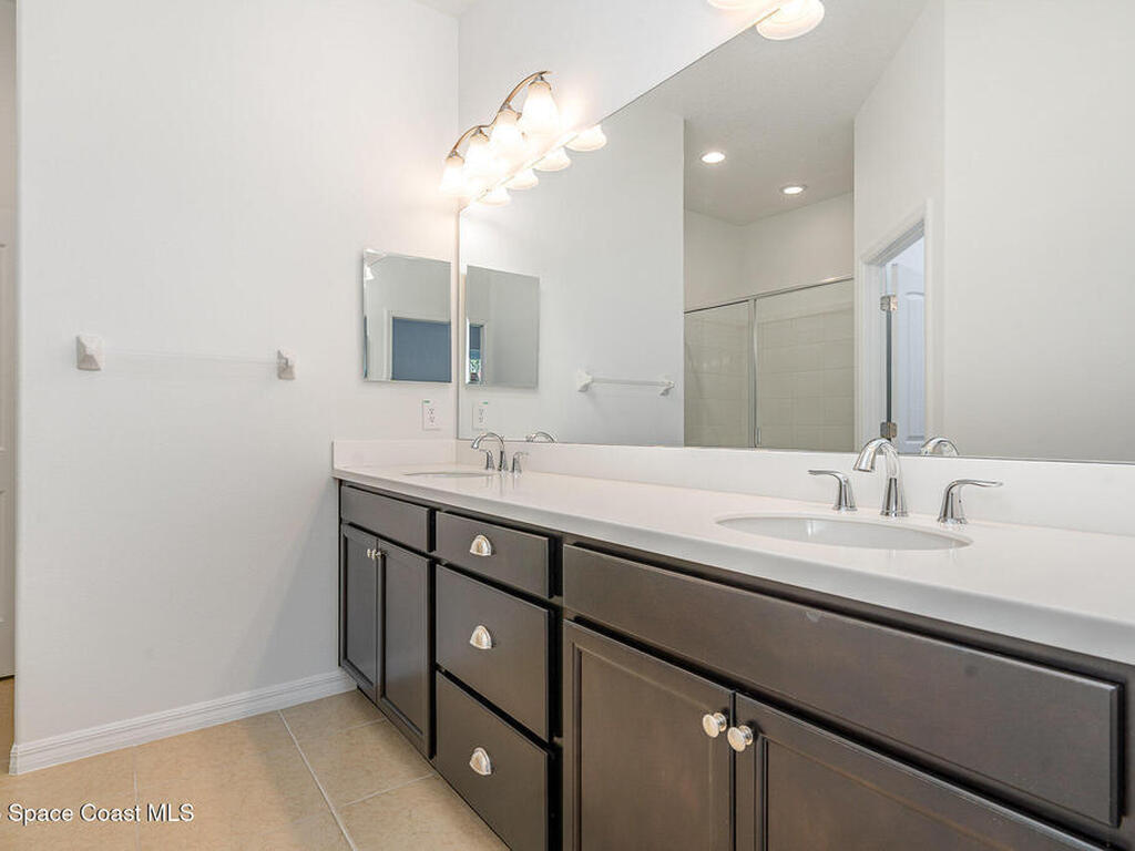 2688 Avalonia Drive, Melbourne, FL 32940