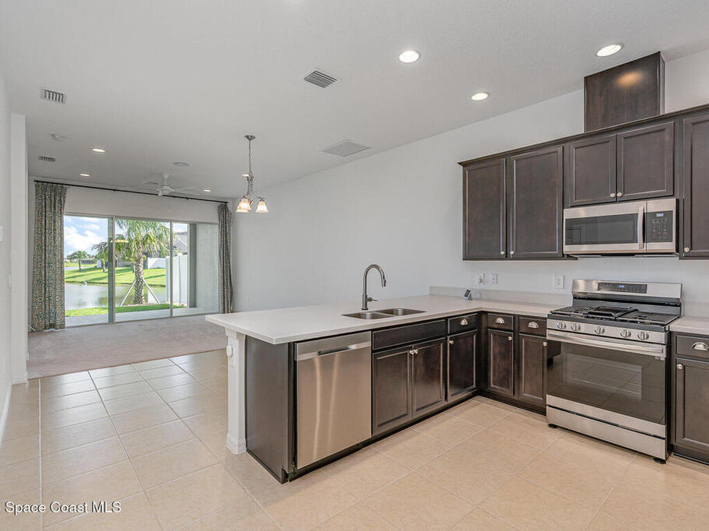 2688 Avalonia Drive, Melbourne, FL 32940