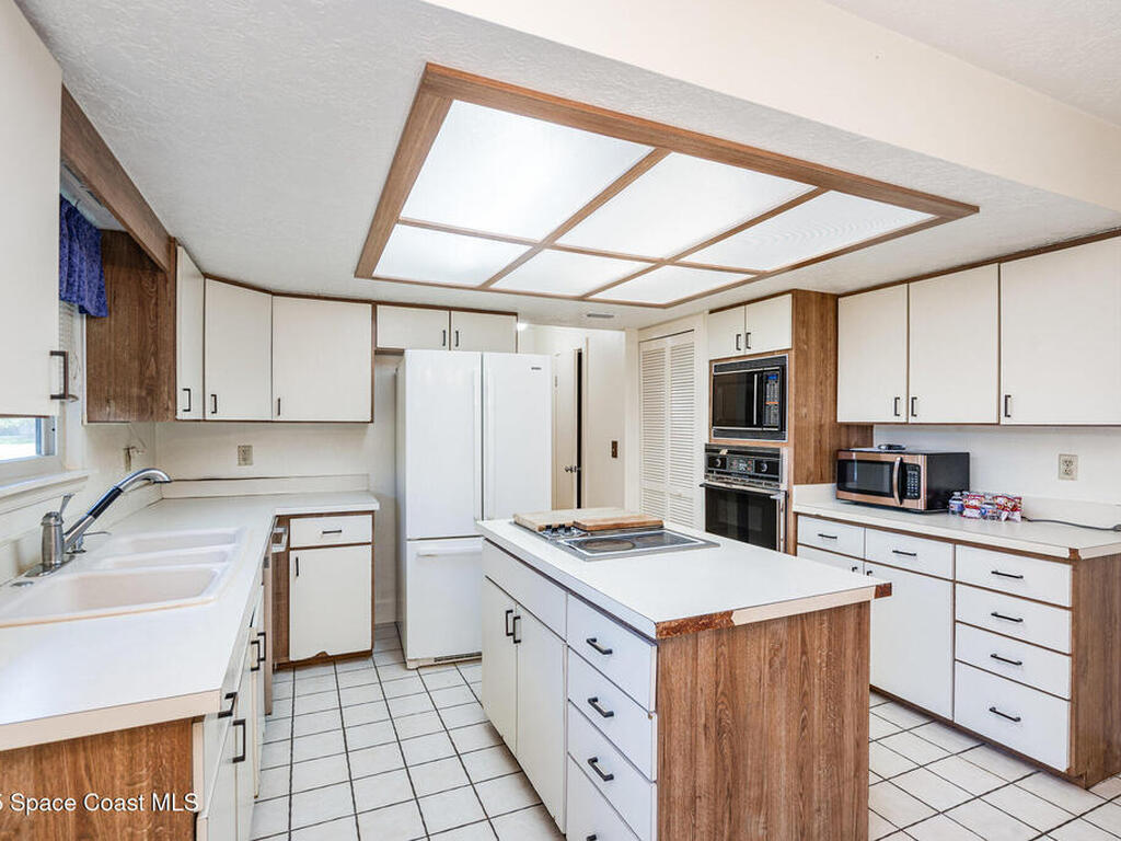 2515 Fairfield Drive, Cocoa, FL 32926