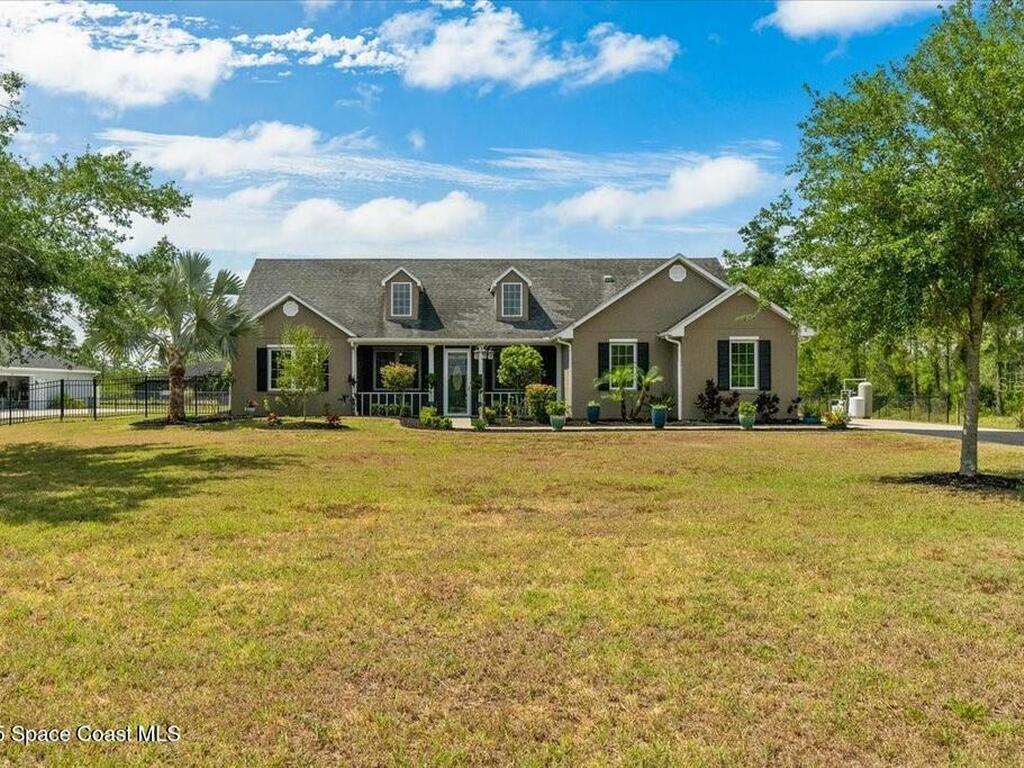 19204 Paddock Street, Orlando, FL 32833