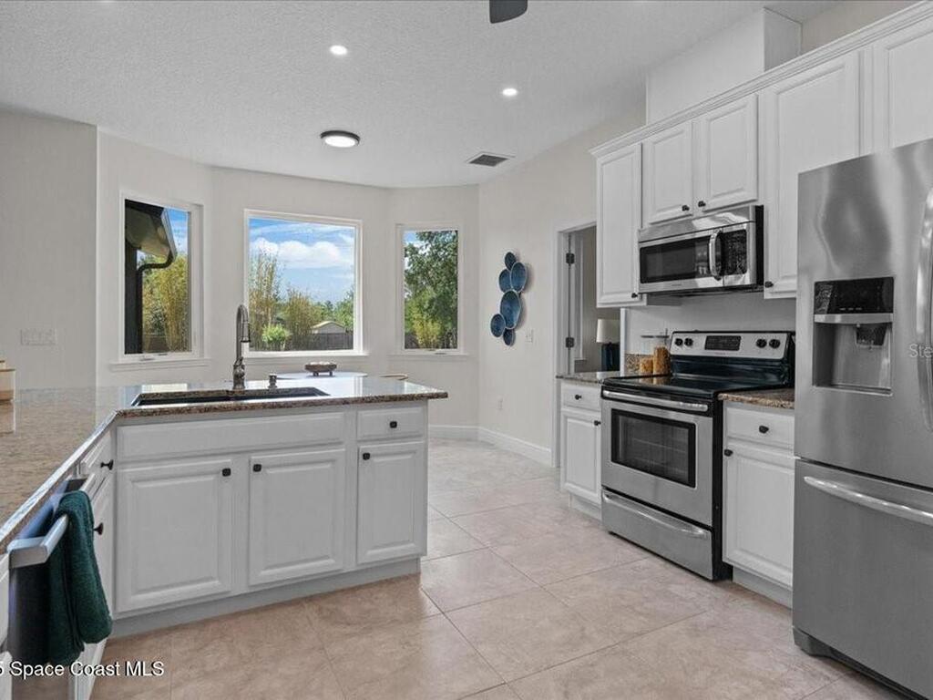 19204 Paddock Street, Orlando, FL 32833