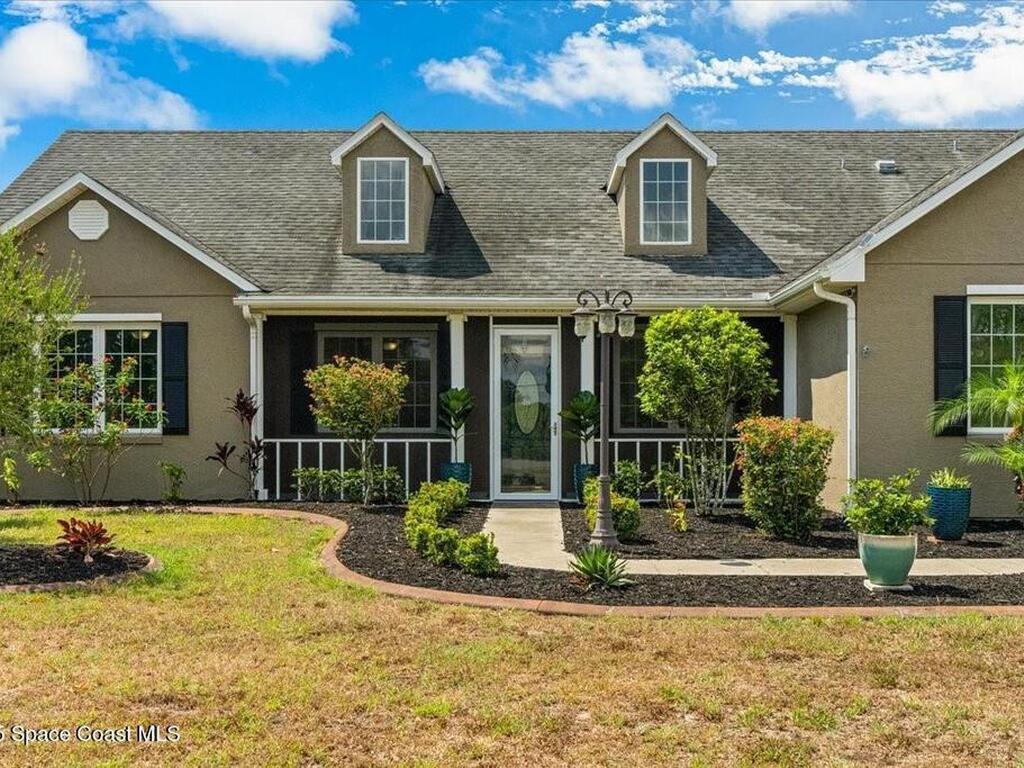 19204 Paddock Street, Orlando, FL 32833