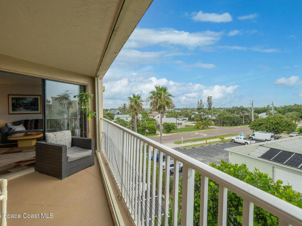 1525 S Atlantic Avenue, Cocoa Beach, FL 32931
