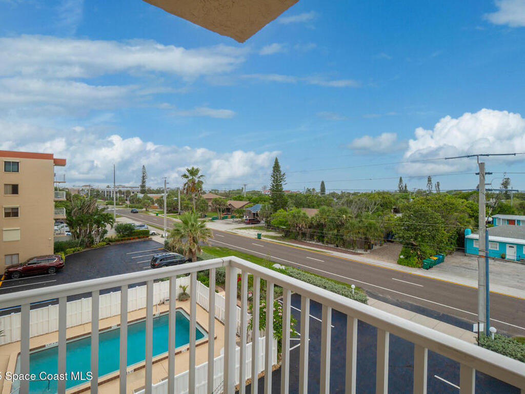 1525 S Atlantic Avenue, Cocoa Beach, FL 32931