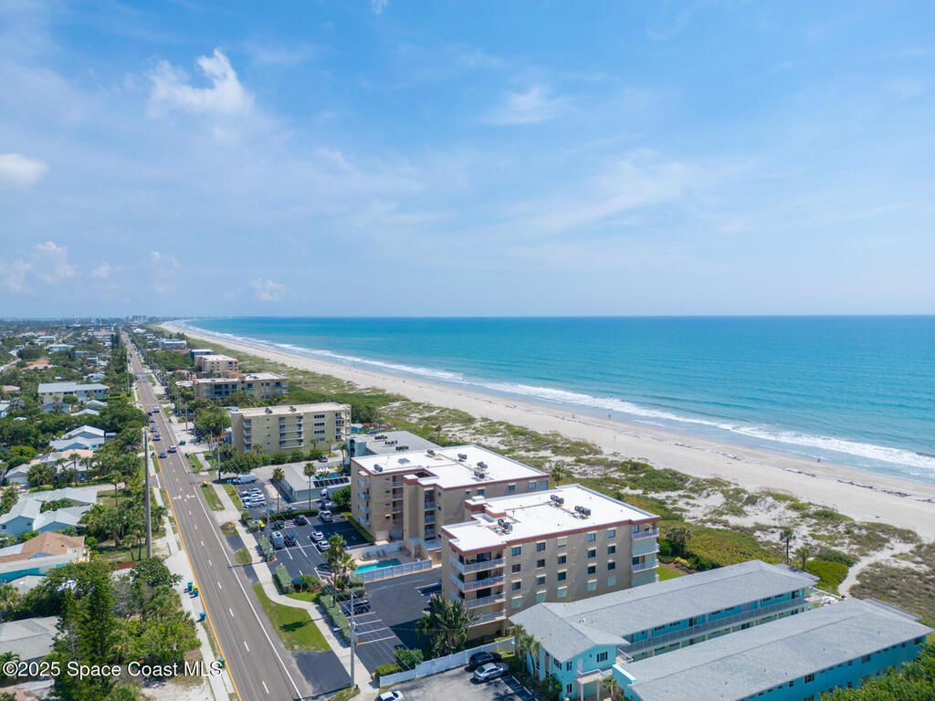 1525 S Atlantic Avenue, Cocoa Beach, FL 32931