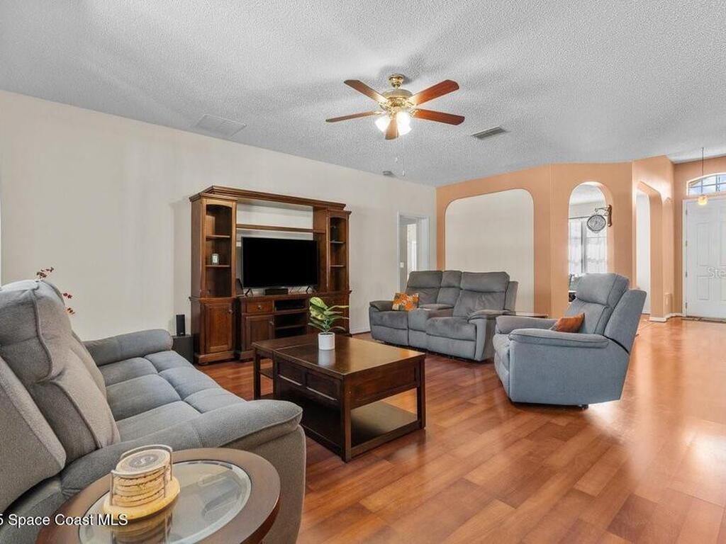2721 Village Pine Terrace, Orlando, FL 32833