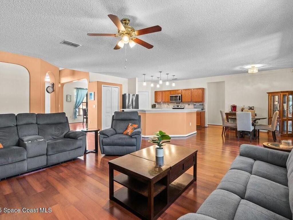 2721 Village Pine Terrace, Orlando, FL 32833