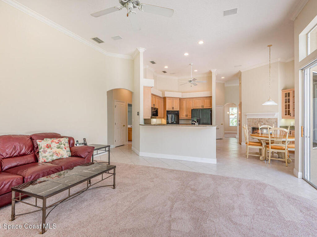 945 Fostoria Drive, Suntree, FL 32940