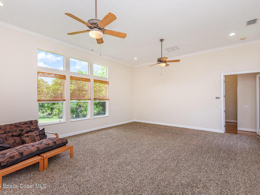 945 Fostoria Drive, Suntree, FL 32940