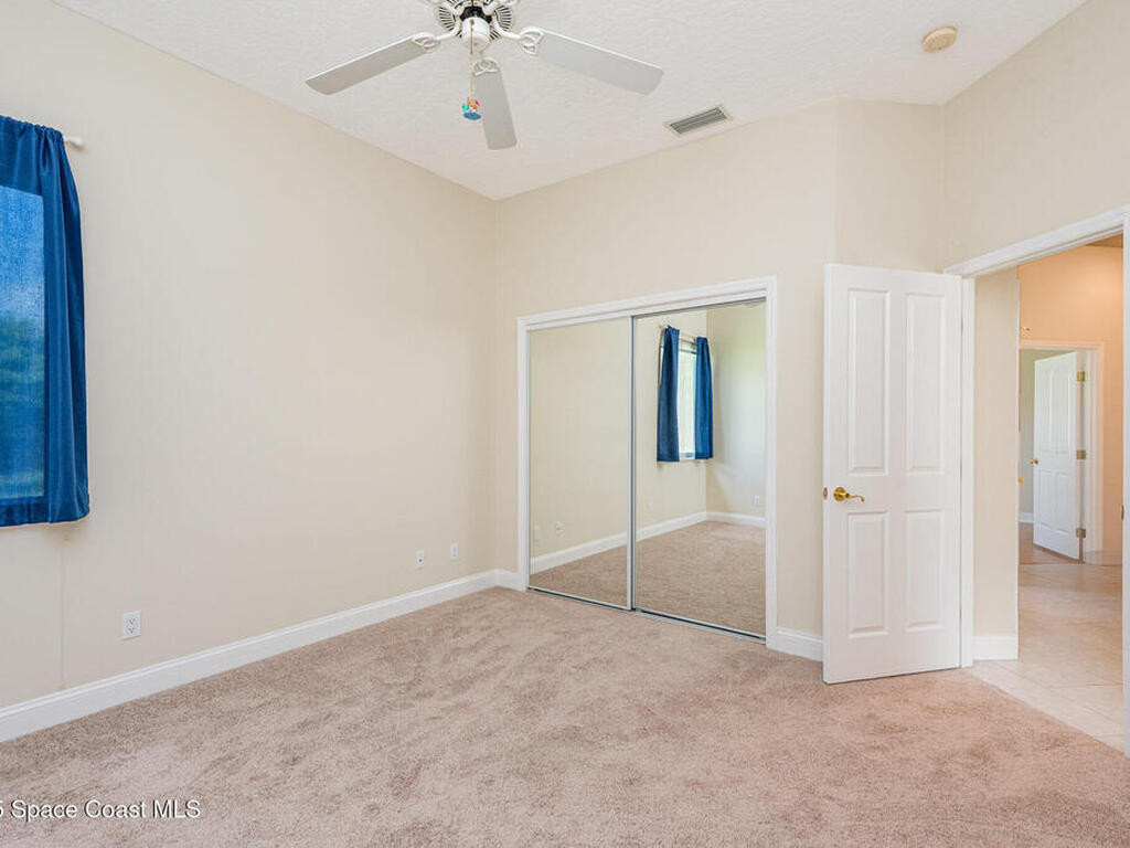 945 Fostoria Drive, Suntree, FL 32940