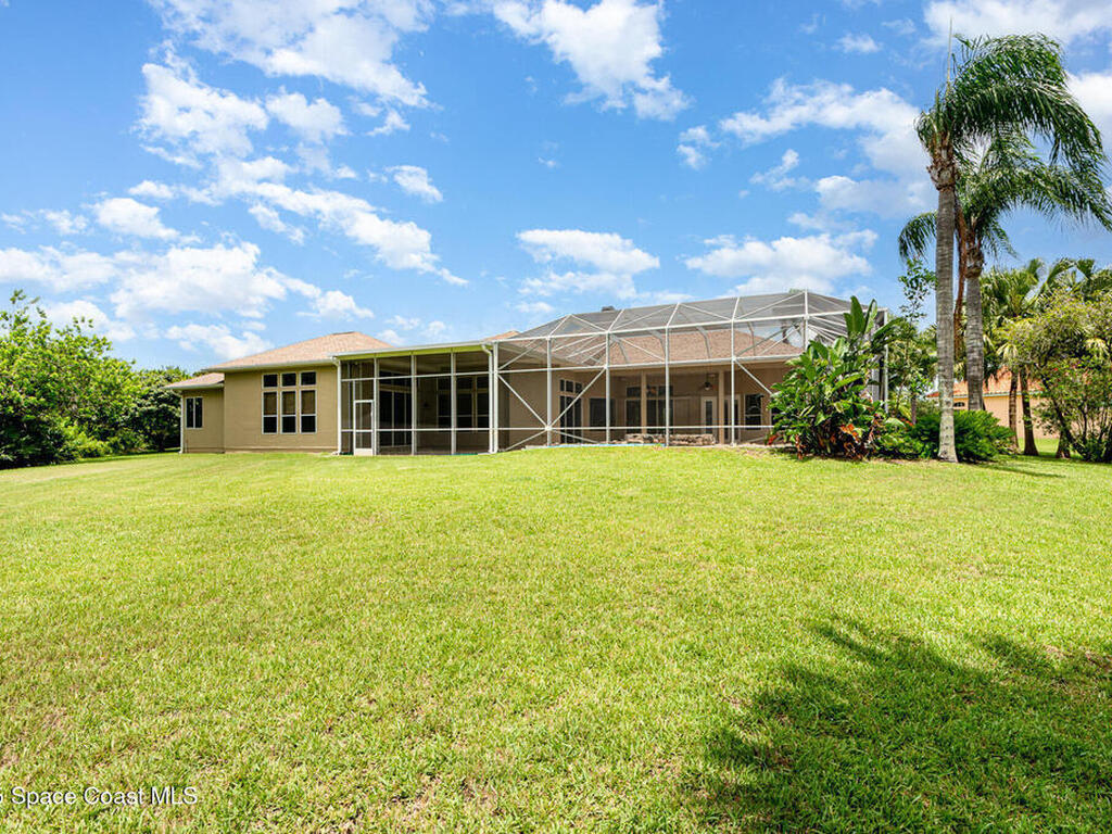 945 Fostoria Drive, Suntree, FL 32940