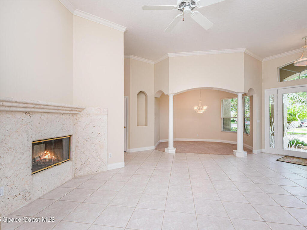 945 Fostoria Drive, Suntree, FL 32940