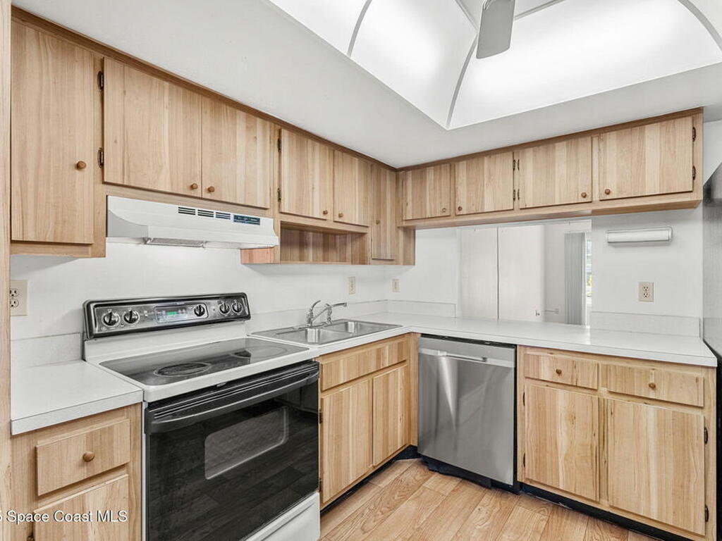 3210 N Harbor City Boulevard, Melbourne, FL 32935