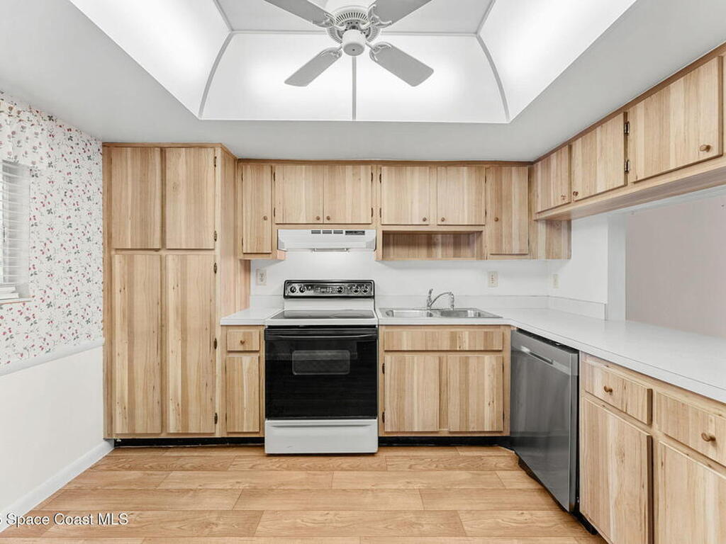 3210 N Harbor City Boulevard, Melbourne, FL 32935