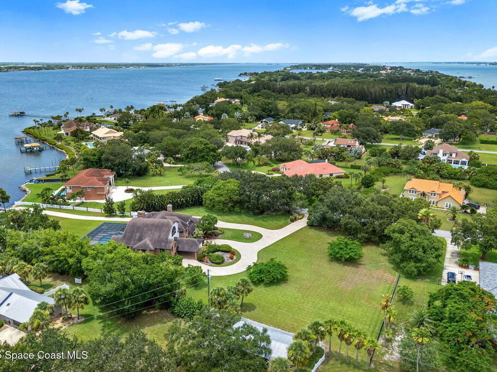 240 Utopia Circle, Merritt Island, FL 32952