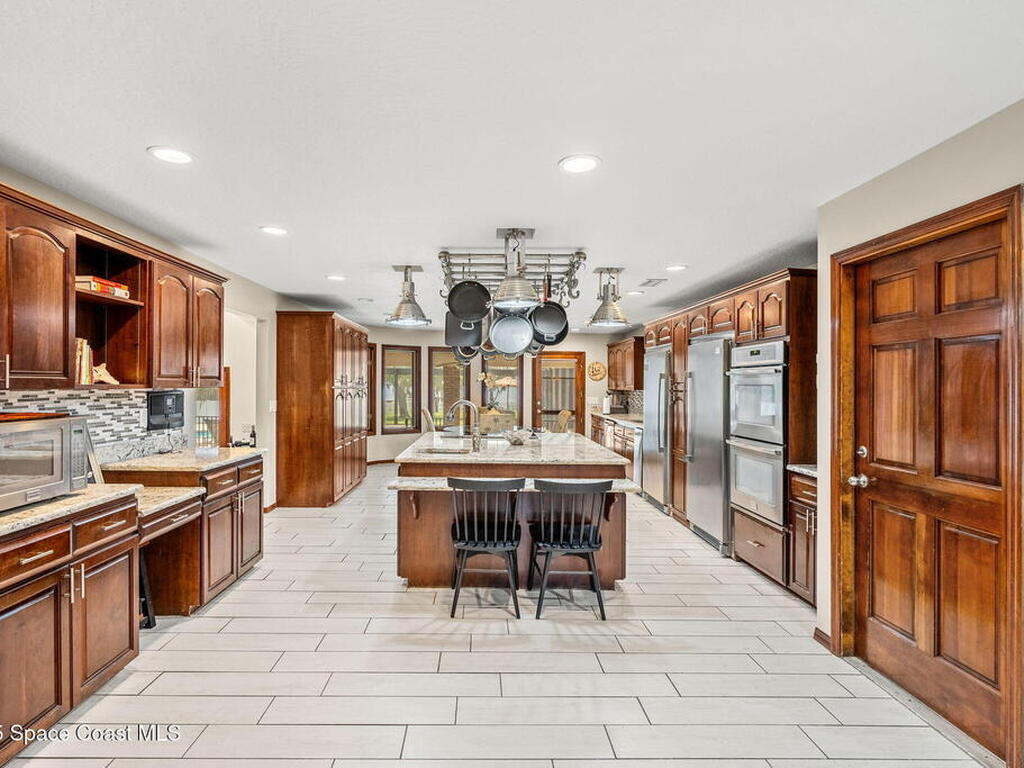 240 Utopia Circle, Merritt Island, FL 32952