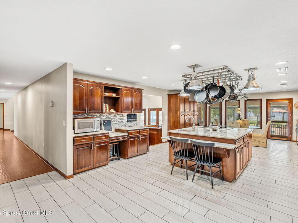 240 Utopia Circle, Merritt Island, FL 32952