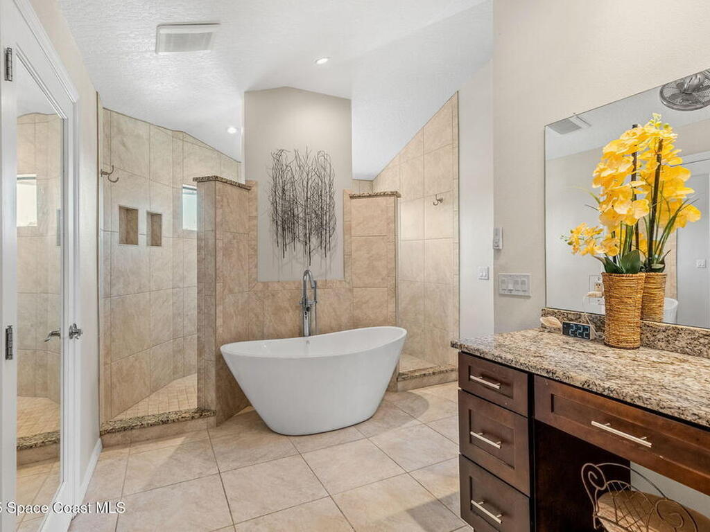 240 Utopia Circle, Merritt Island, FL 32952