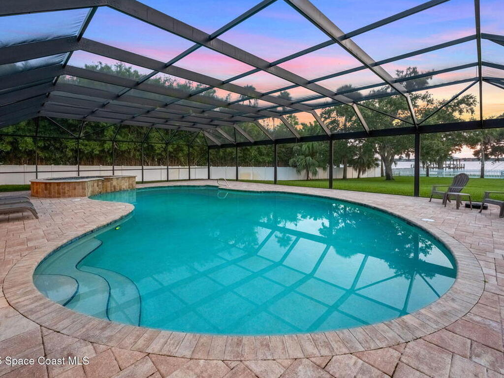 240 Utopia Circle, Merritt Island, FL 32952