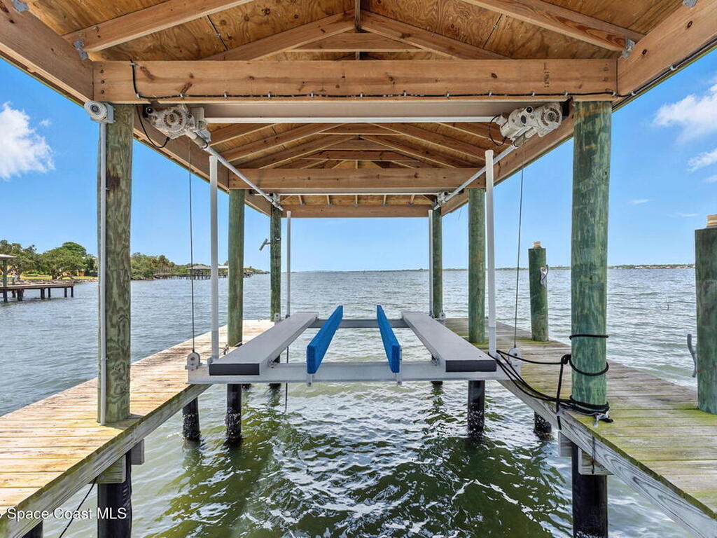 240 Utopia Circle, Merritt Island, FL 32952