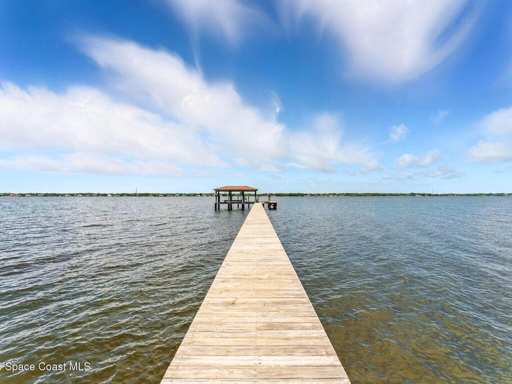 240 Utopia Circle, Merritt Island, FL 32952