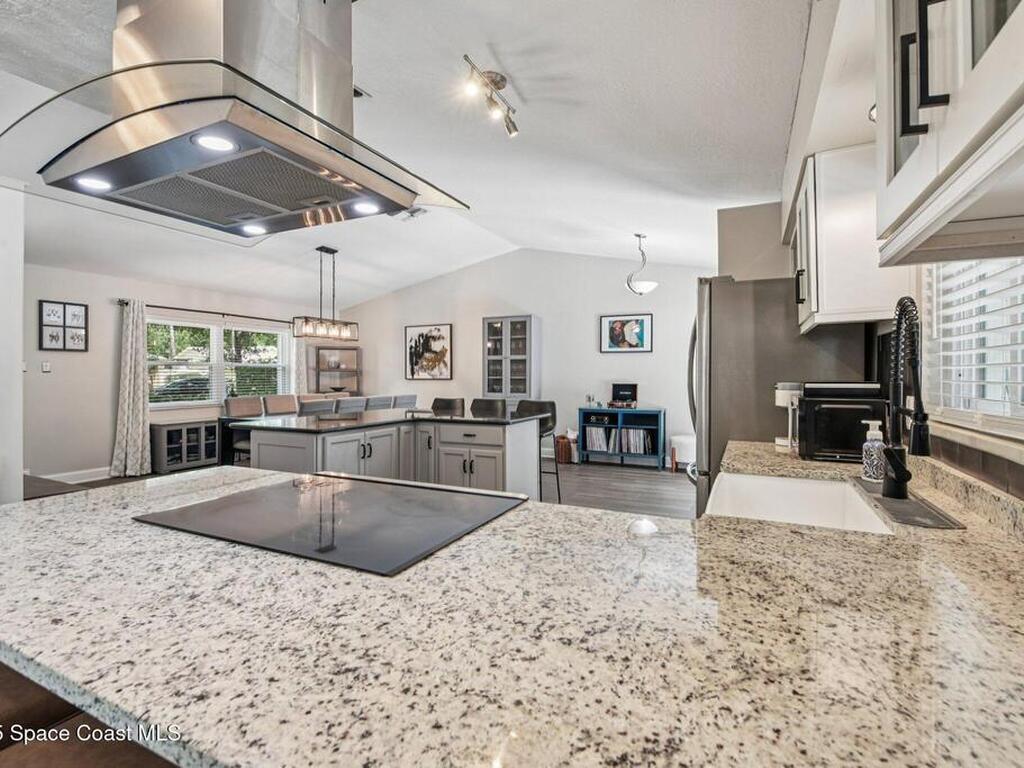 227 Holiday Lane, Winter Springs, FL 32708