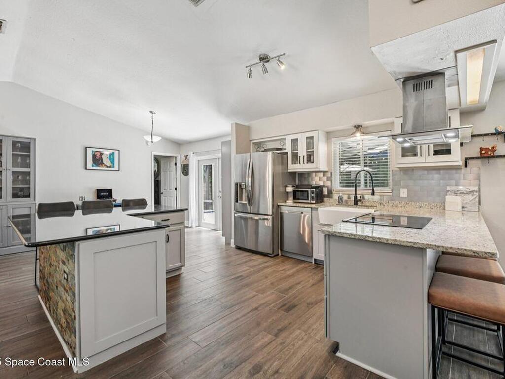 227 Holiday Lane, Winter Springs, FL 32708