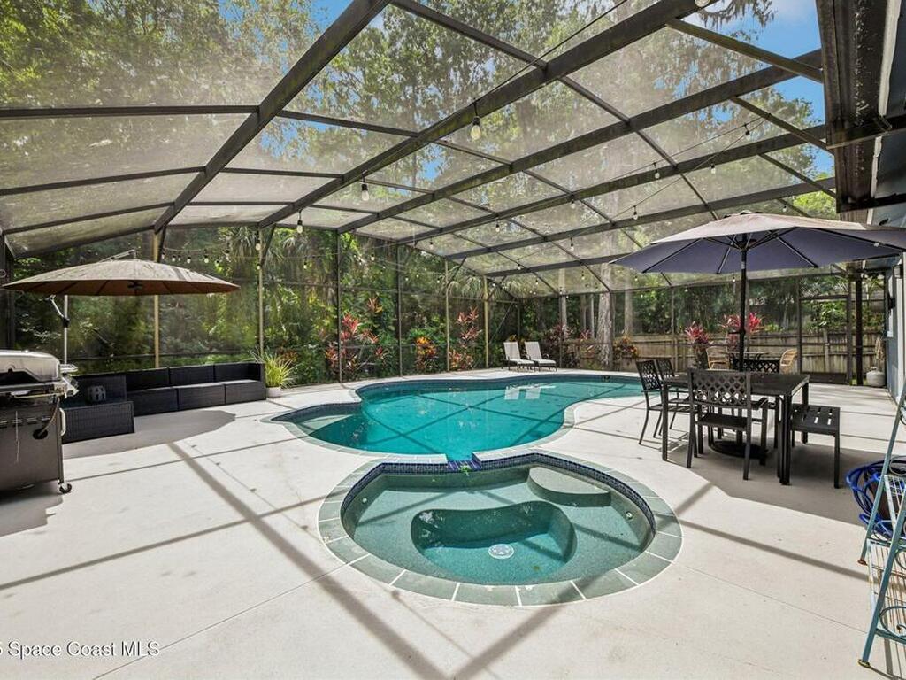 227 Holiday Lane, Winter Springs, FL 32708