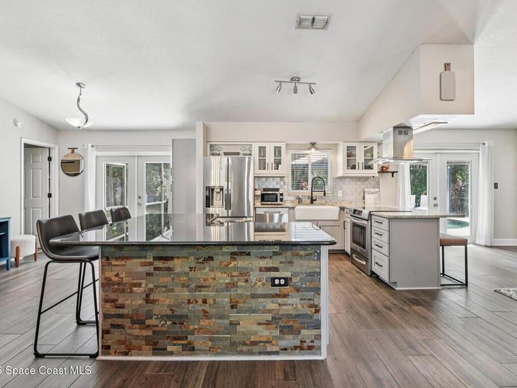 227 Holiday Lane, Winter Springs, FL 32708